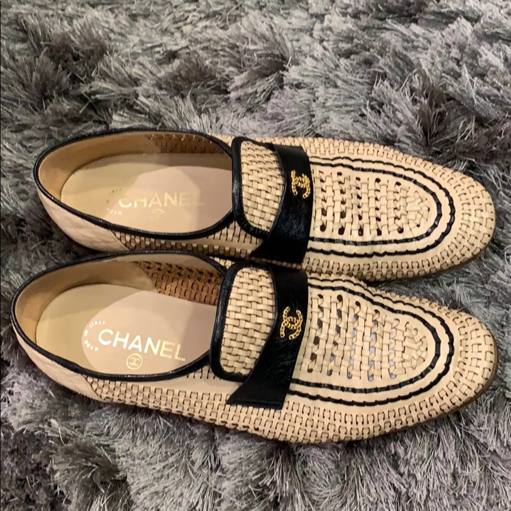 Chanel shoes - Picture 5 of 8